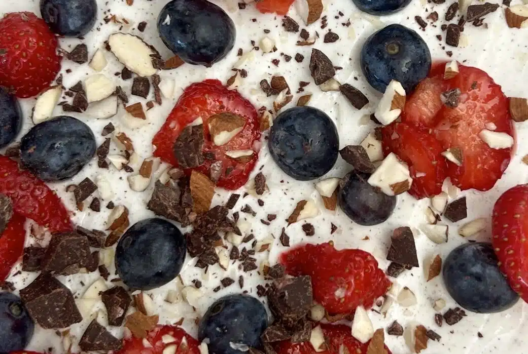 Frozen Yogurt Bark